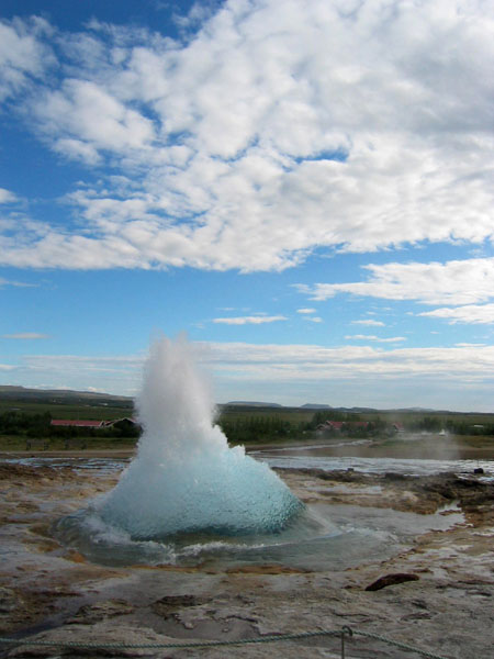04. Jeanettes Film 1 Billede 064 Halv geysir flot