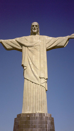 09. Jesus Christ i Rio - by Michele Nilson